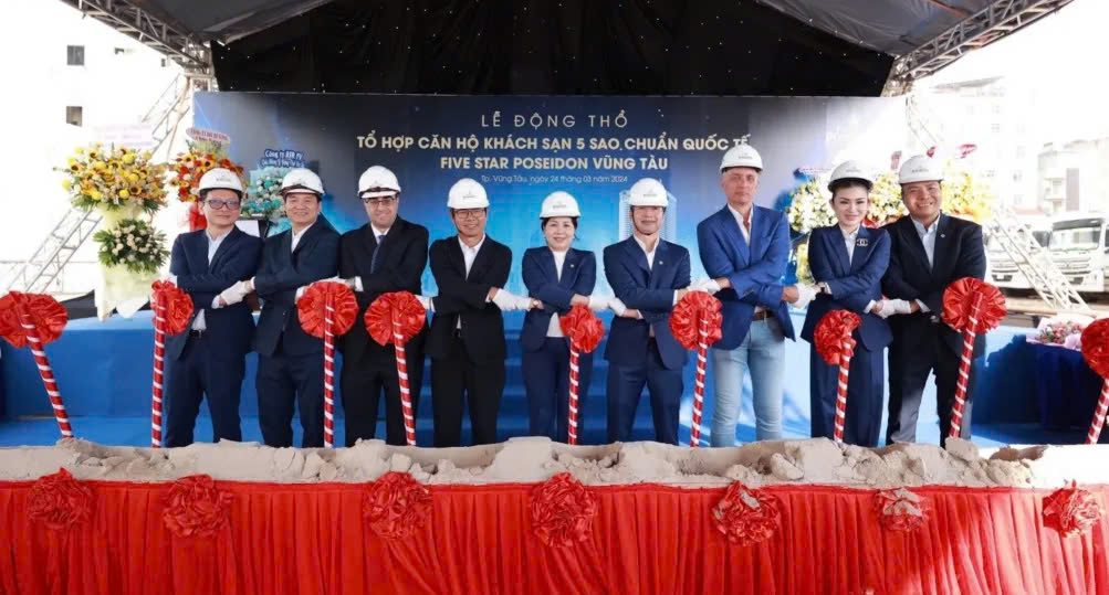 Le khoi cong Five Star Poseidon