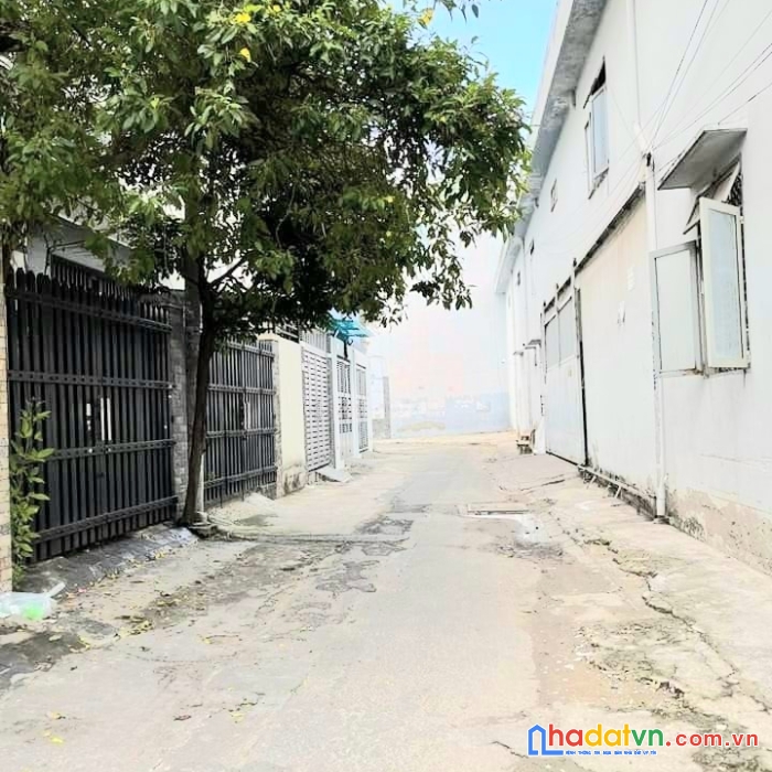 Hẻm xe hơi tránh, 4 tầng, đường độc lập, 68.4m2, tân phú, chỉ 9 tỷ