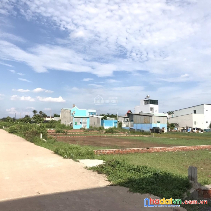 Đất nền có sổ hồng riêng nằm trên tuyến đương tránh cần giuộc