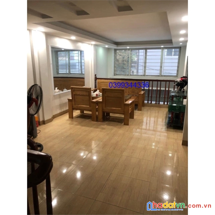 Bán nhà kim giang 35m2, 5 tầng, 3.4 tỷ, ô tô đỗ cổng, gần phố, nhà ở luôn 3 ngủ