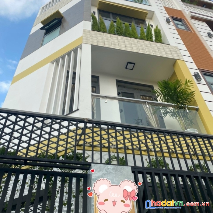 Bán nhà quận 4 dt 110m2 - 5,21 x 20 - 5 tầng - 7,8 tỷ. lh 0906889890