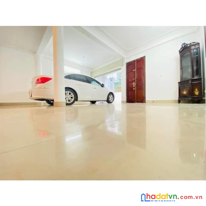 Bán nhà vương thừa vũ 68m 4 tầng ô tô để tầng 1.gần 9 tỷ