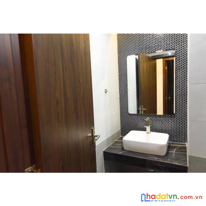 Nhà đẹp quận bình thạnh cần bán, gần 80tr/m2, đường nơ tang long