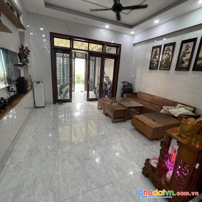 Tại sao..nhà đường nguyễn tri phương, đà nẵng, 85m2 mà giá chỉ nhỉnh 4tỷ