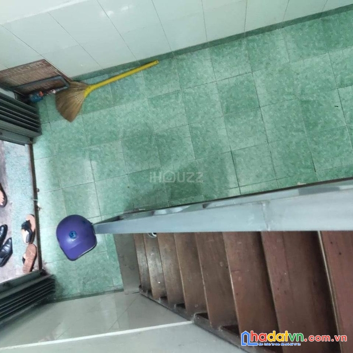 Bán nhà  hẽm 2,5 m ,lạc long quân ,p.8. q.tân bình,2 tầng, giá  1,6 tỷ.