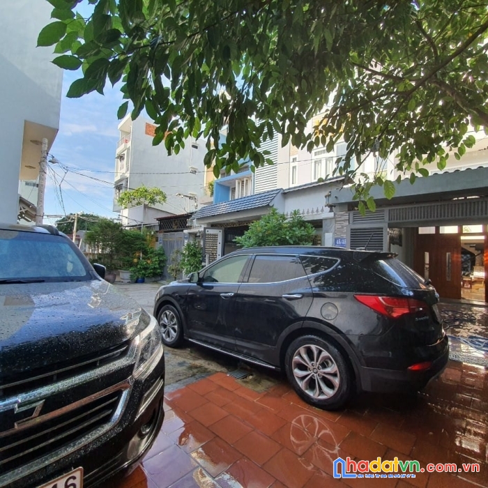 Nhà 4 lầu.khu vip. dt 103m2 - xe hơi ngủ trong nhà.giá hạt dẻ quá mềm