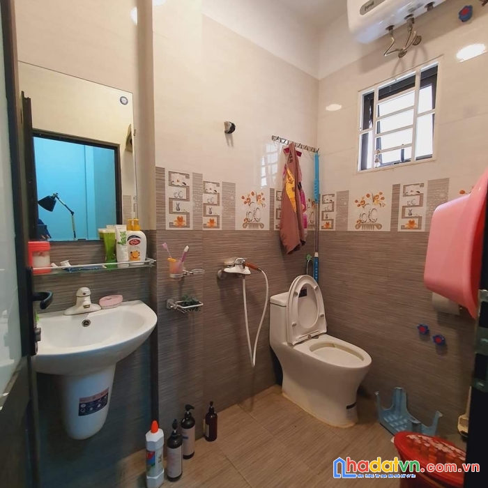 Bán nhà nguyễn trãi ( thanh xuân) - diện tích 52 - 4t - mặt tiền 6m giá 5.05 tỷ nhà 3 mặt thoáng.