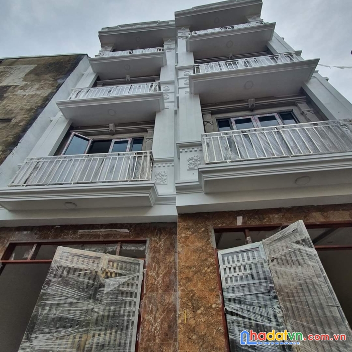 Nhà lê trọng tấn hà đông-tiện ích đầy đủ-ngõ thông-gần hồ-giao thông thuận tiện