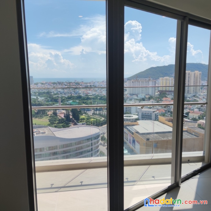 Cho thuê căn hộ the sóng vũng tàu tầng 7 premium giá 15 triệu.lh: 0931.30.80.80