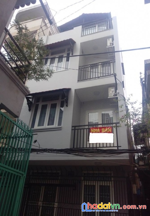 Chính chủ bán nhà đội cấn , ba đình . 40m x 5t , nhà đẹp ở luôn . 4.2 tỷ