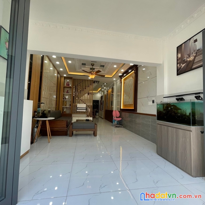Bán nhà ngay chợ bùi minh trực p5, diện tích 80m2, chỉ 7,1 tỷ