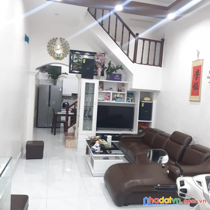 Cần tiền bán gấp nhà vâ n hồ hai bà trưng 45mx 4t nhỉnh 6 tỷ