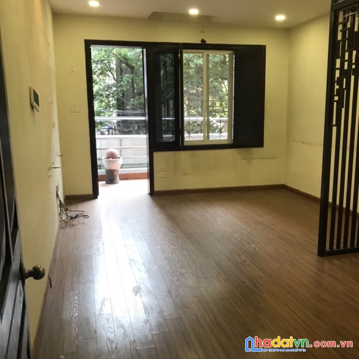 Cho thuê nhà phố linh lang, kinh doanh đỉnh, 5 tầng *60m, giá 42 triệu