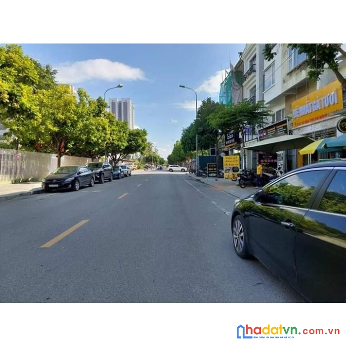Mặt phố hà đông-kinh doanh ngày đêm-vỉa hè rộng-ô tô tránh-diện tích 35m