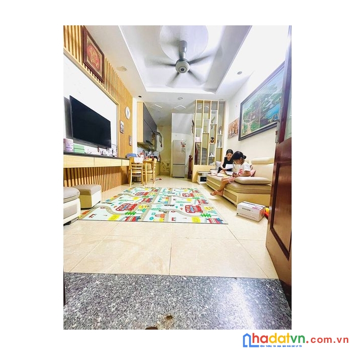 Nhà tân triều,35m2 x5 tầng,nhỉnh 3 tỷ,dân xây,sđcc,mới,ở luôn