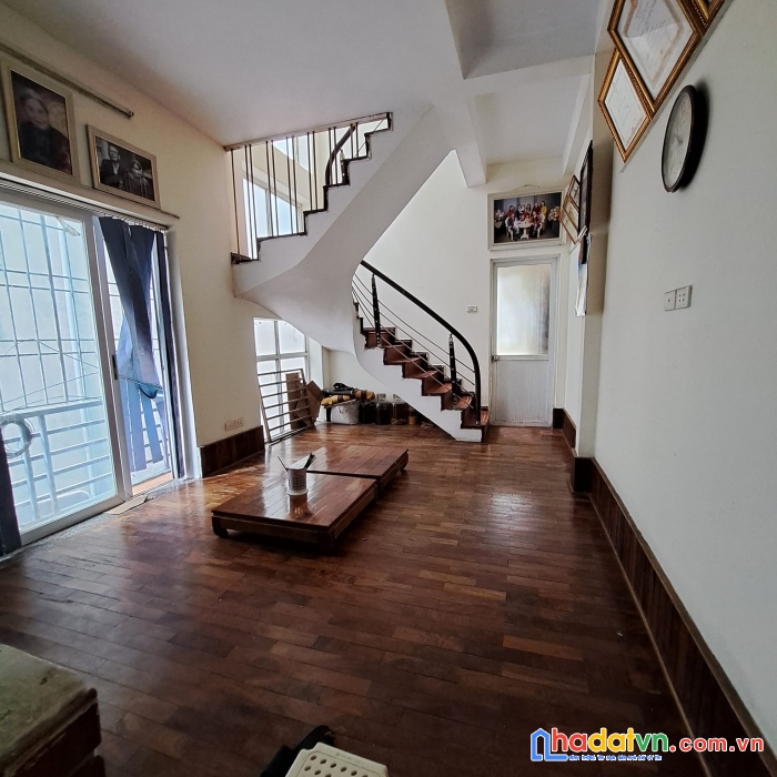 Mặt ngõ kinh doanh lô góc, định công thượng, hoàng mai 80m x 5t  chỉ nhỉnh 8 tỷ