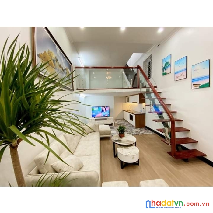 Bán nhà phố đại cổ việt - quận hai bà trưng - dt: 36m2 nhà 4 tầng mặt tiền 8.6m 3 phòng ngủ --