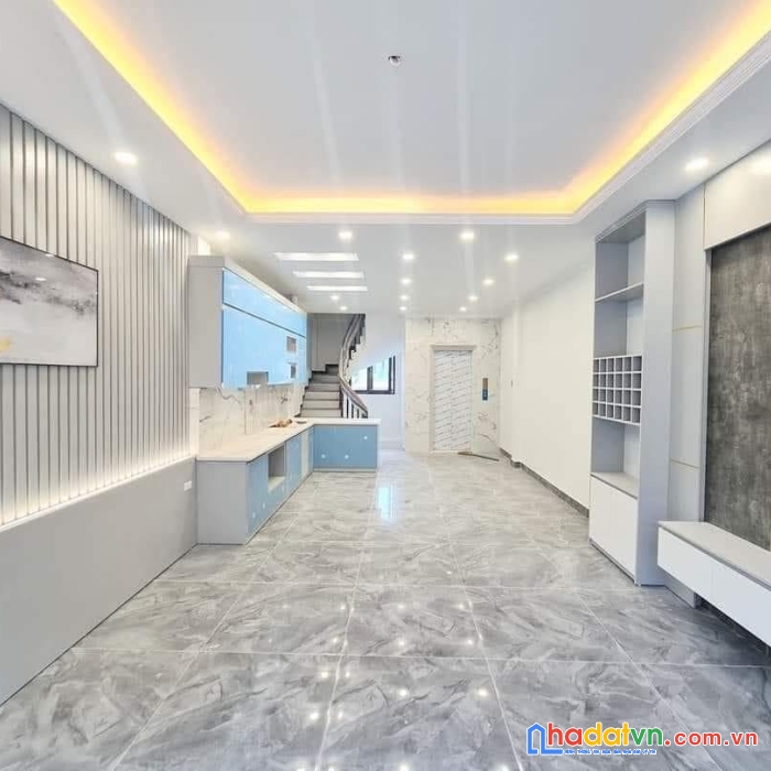 Bán nhà riêng tam khương 42m2 x 7 tầng đống đa hơn 7 tỷ