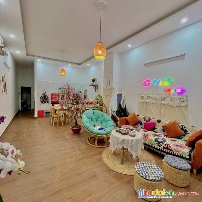 Cần bán nhà mới xây đường nguyễn đình chiểu