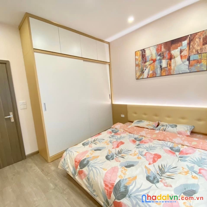 Hạ sốc 2.5 tỷ bán gấp nhà ngọc lâm, c góc nhỉnh 20 tỷ