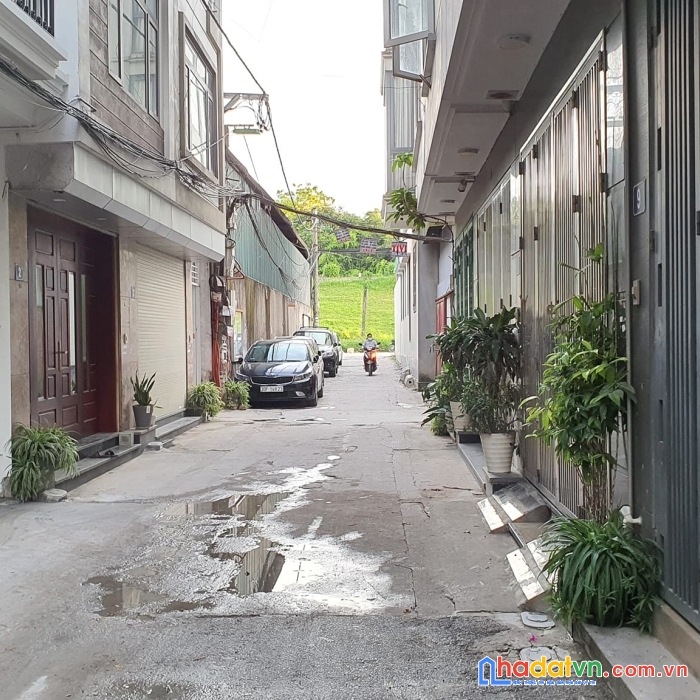 7 tỷ,chính chủ nhà đẹp 175 bát khối,long biên, 50m, 6 tầng,thang máy, full nội thất ở ngay