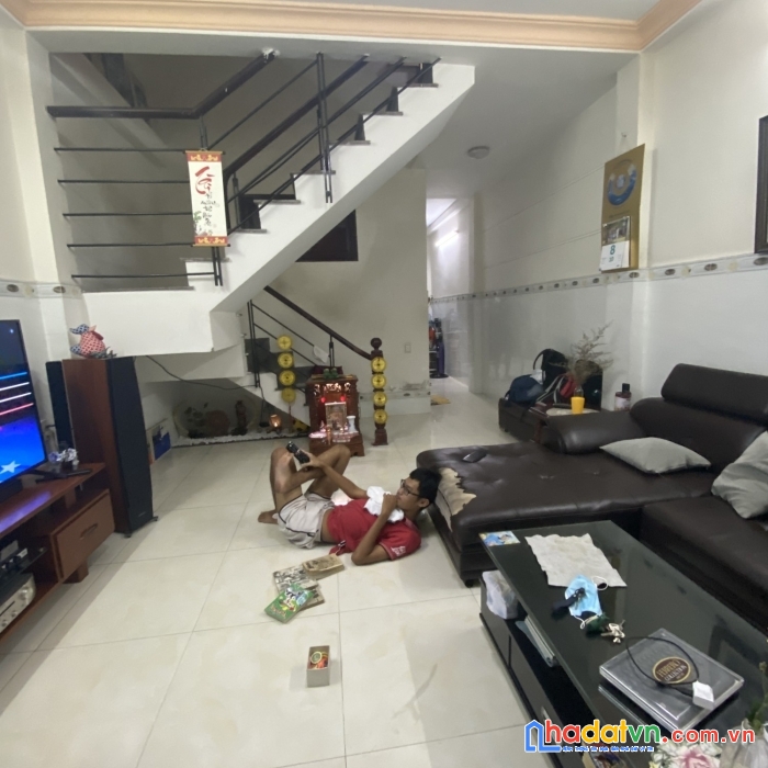 Hàng hiếm!!!chỉ 4 tỷ có nhà 3 tầng sân thượng diện tích khủng hơn 71m² ngay bến xe miền tây khu an