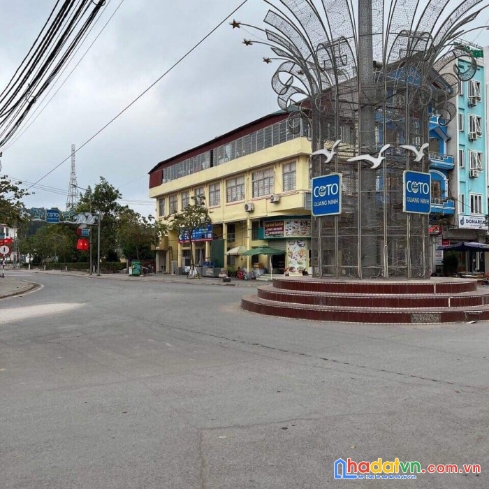 Bán gấp nhà 3 tầng tại trung tâm huyện đảo cô tô – quảng ninh