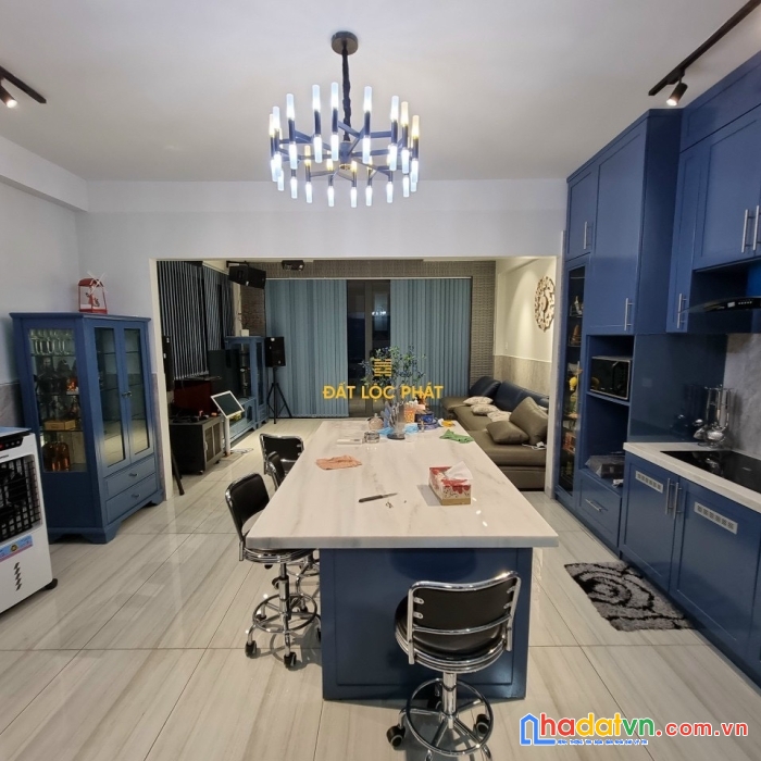 24,5 tỉ - bulding mặt tiền hoàng quốc việt thu nhập 75tr ổn định , lâu dài