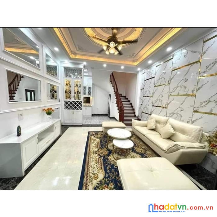 Bán nhà cổ nhuế - 45m2- ô tô qua nhà - 4.5 tỷ