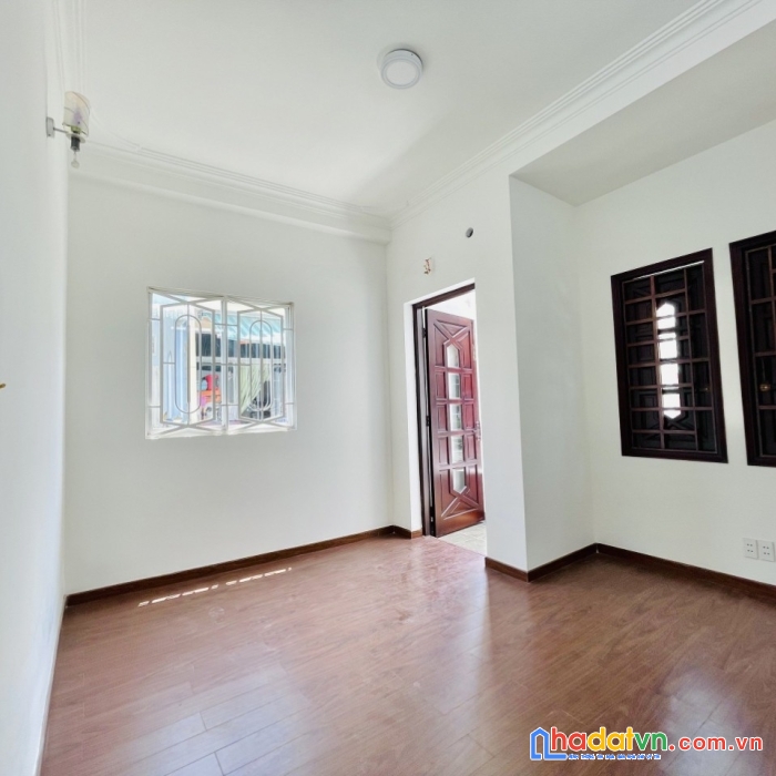 Nhà đẹp 4 tầng, nguyễn thái sơn 40m2 nhỉnh 3tỷ