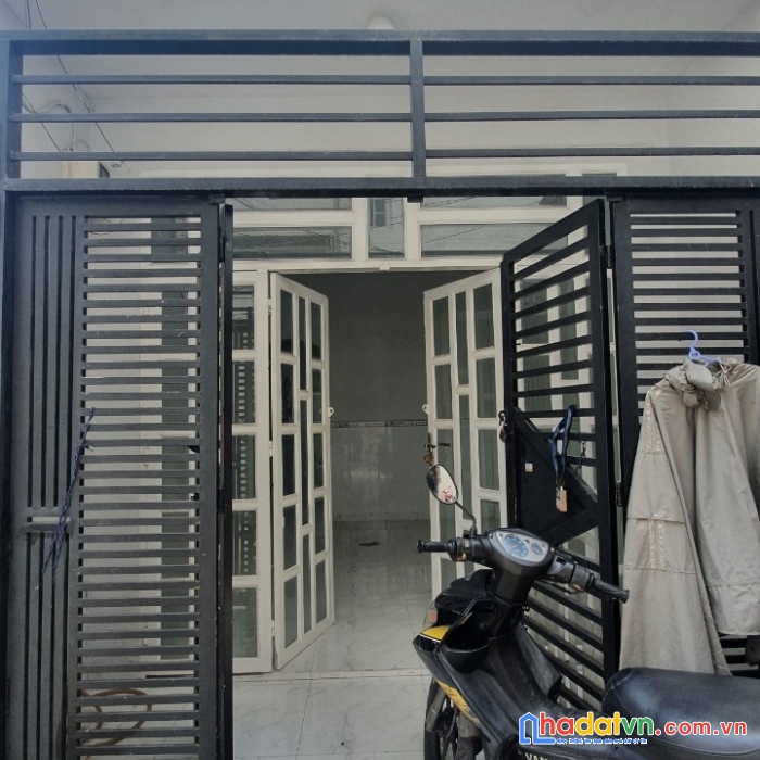 Chủ ngộp quá bán gấp nhà hxh trương thị hoa, quận 12, dt: 55m2, giá chỉ 2,75 t