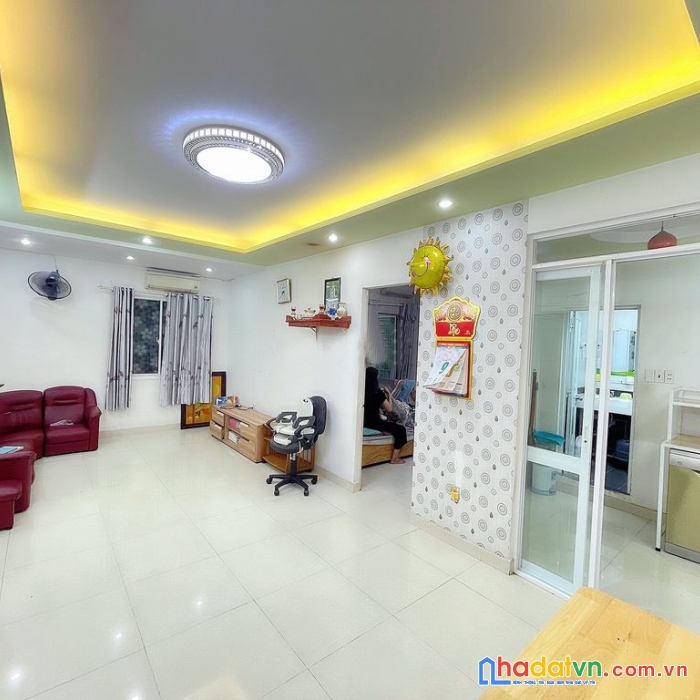 Định cư. bán gấp nhà hậu giang hxh 80m2 chỉ 7 tỷ tl