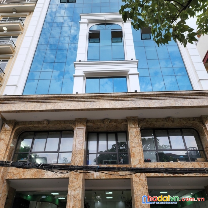 Bán nhà mặt phố khu vực cầu giấy -  lê văn lương - dòng tiền hơn 400tr trên tháng - hang vip