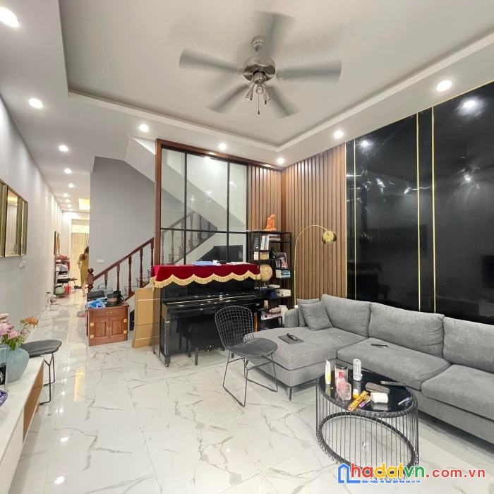 Bán nhà phố trường chinh 131m2 x 4 tầng, chỉ 19.5 tỷ