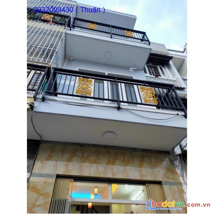 Chỉ 2.5 tỷ có ngay nhà 3 tầng hẻm oto - lê văn lương - phước kiển - nhà bè . vip