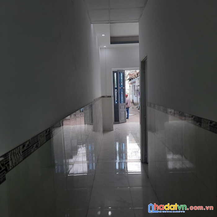 Nhà mới xây, cho thuê nguyên căn 3pn, 2wc, hẻm ba gác chạy thoải mái ☎ mr hòa 0909127160