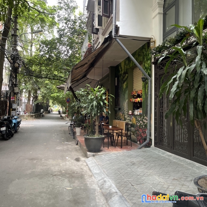 Bán nhà phân lô phố  võ văn dũng, khu phân lô cao cấp, rộng thoáng siêu đẹp và mới lộng lẫy  như