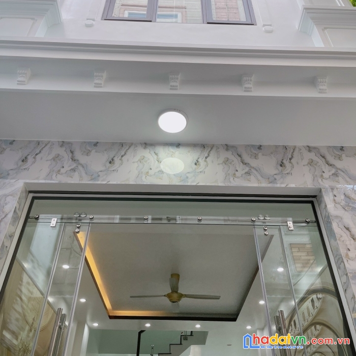 Cực hot - chính chủ cần bán nhà mới xây phạm hữu điều