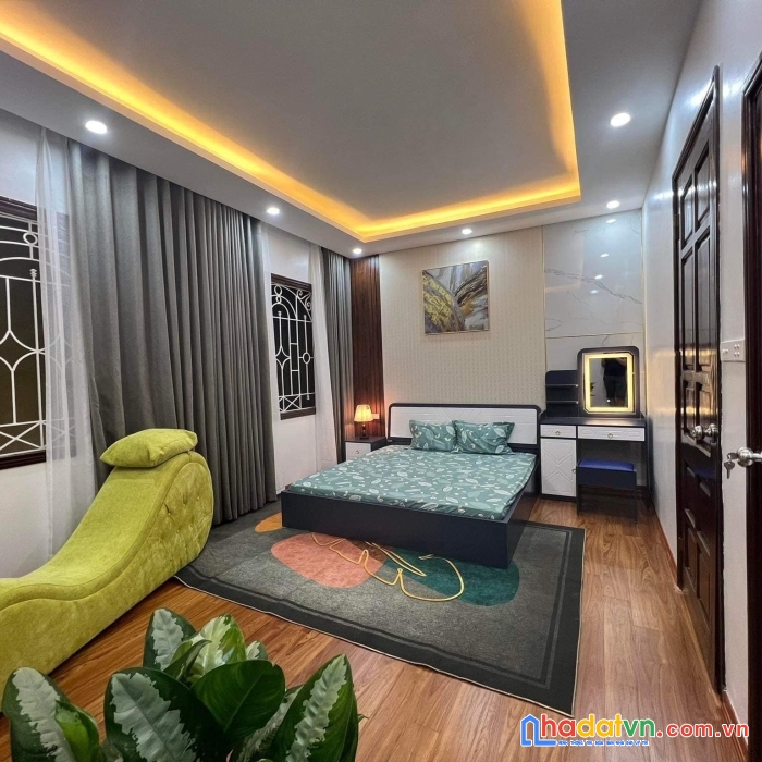 Trịnh đình cửu – nhà đẹp phân lô – ngõ thông – gần phố - ở ngay.
