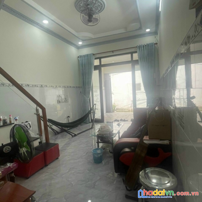 Nhà sẹc nguyễn hữu tiến, 3.5 x 14m, 2 lầu, 4 tỷ 800, tân phú