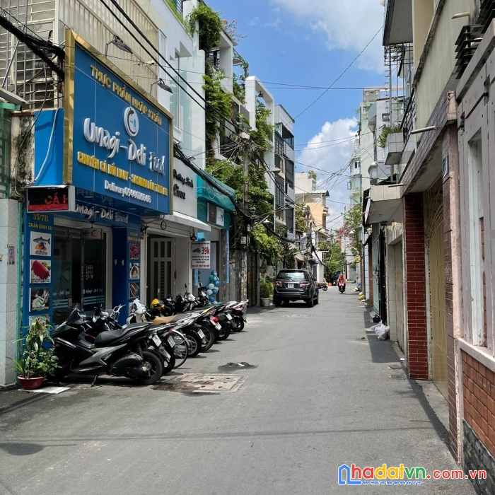 Nhà đẹp giá rẻ  trần đình xu trung tâm quận 1 là có thật .