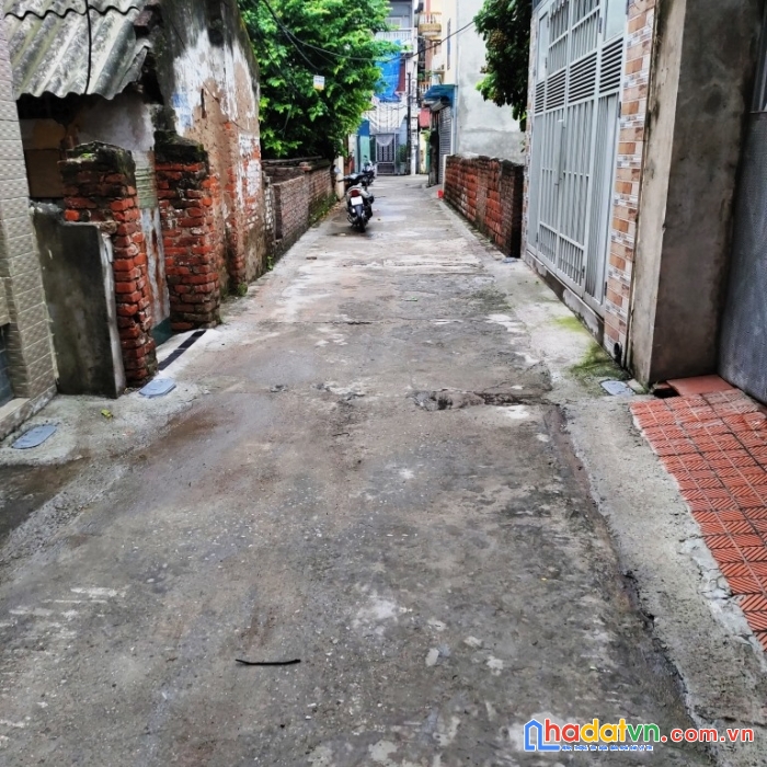 Bán 80m2 đất thạch bàn, 4.8 tỷ, gần hồ, aeon long biên