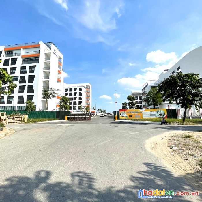 Bán nhà tu hoàng - pl - oto tránh đỗ - 40m2 - 6.5 tỷ