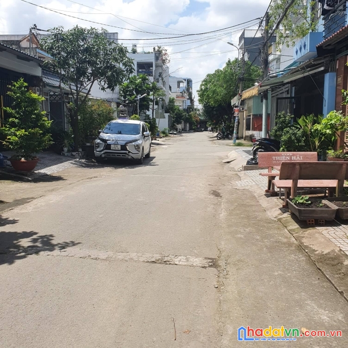 Nhà trệt lầu 4x20, đượng nhựa thông 6m, kdc đại hải