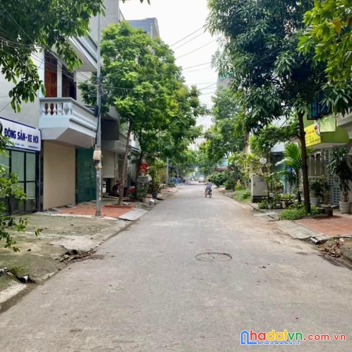 Bán đất no 02 khu dịch vụ yên nghĩa - giá rẻ nhất khu vực - phân lô ô tô vỉa hè - khu vực tiềm