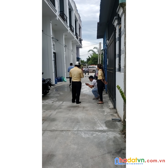 Lên kệ siêu phẩm nhà phố siêu rẻ và siêu đẹp cho khách luôn ạ.