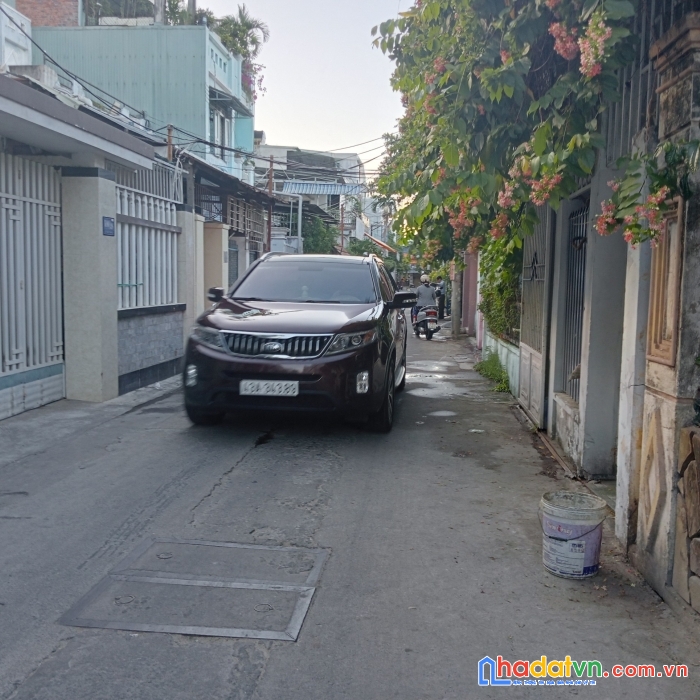 Bán nhà sơn trà. 80m2, 2 lầu, phạm quang ảnh. chỉ 3.75 tỷ