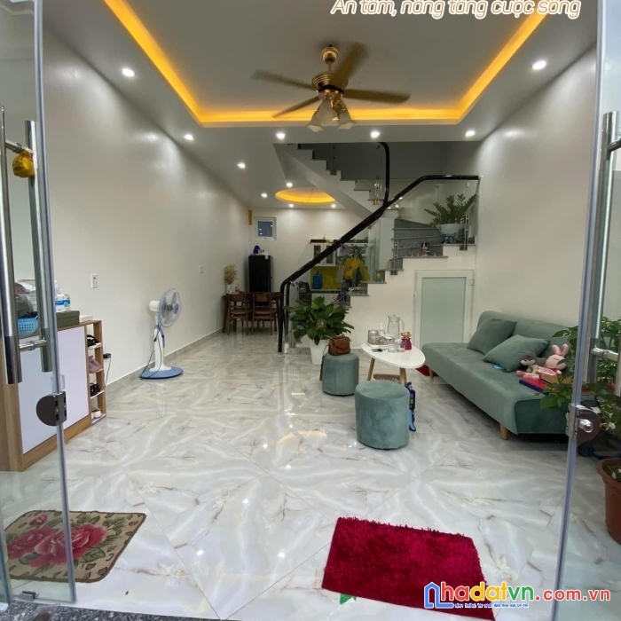 Căn nhà ở đầu cát linh  hải an
lh 0399291974