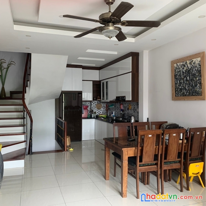 Nhà đẹp ngọc thụy, long biên 36m, 5 tầng, mặt ngõ 2 ô tô tránh thông, kinh doanh đỉnh giá 5.5 tỷ