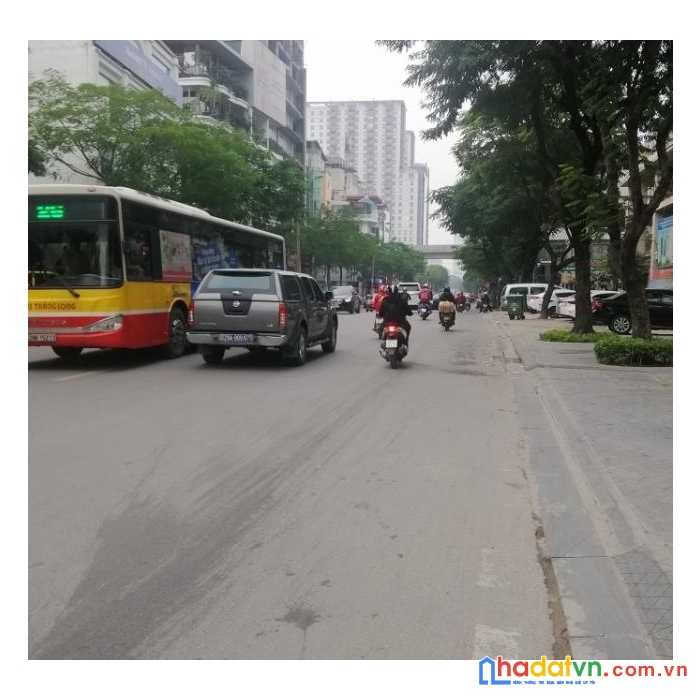 135 triệu/m2 đất mp thái hà, ô tô tránh, dt 225m, mt 7m, kd đỉnh, giá 30.5 tỷ
